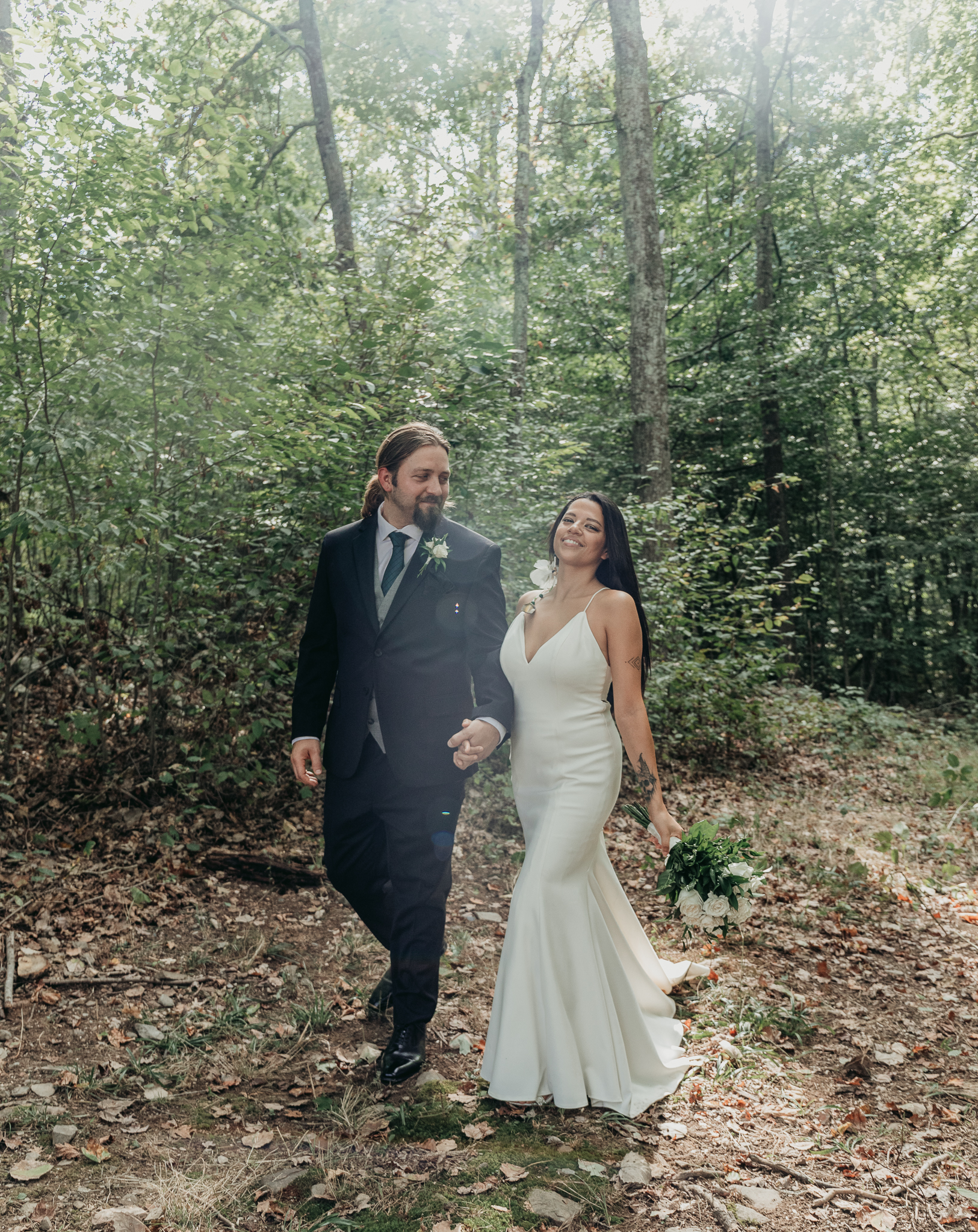 bridal portraits back yard wedding new paltz new york crys torres photography